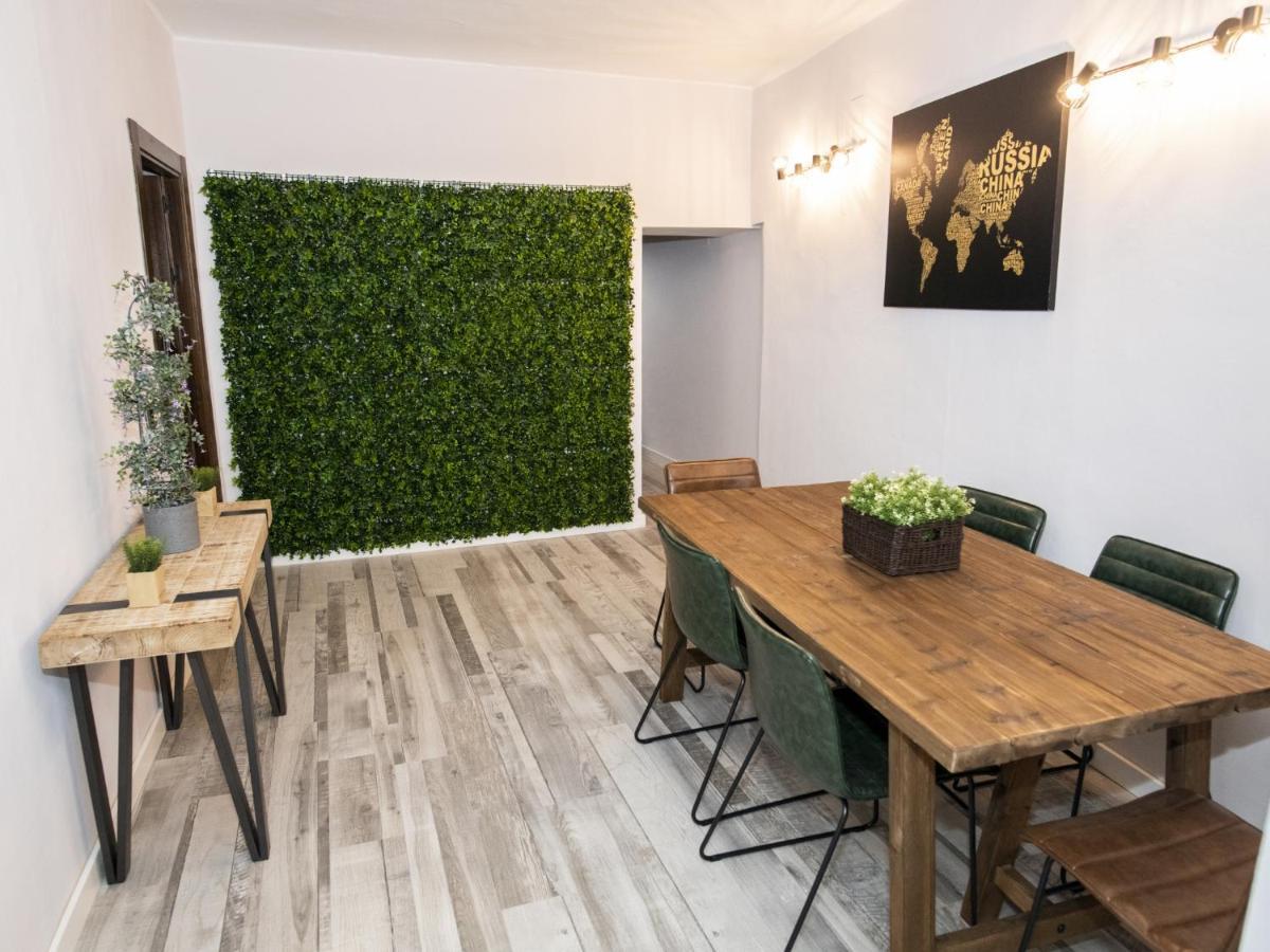 Elegante Apartamento Para 5 En El Centro De Caceres Con Wifi 외부 사진