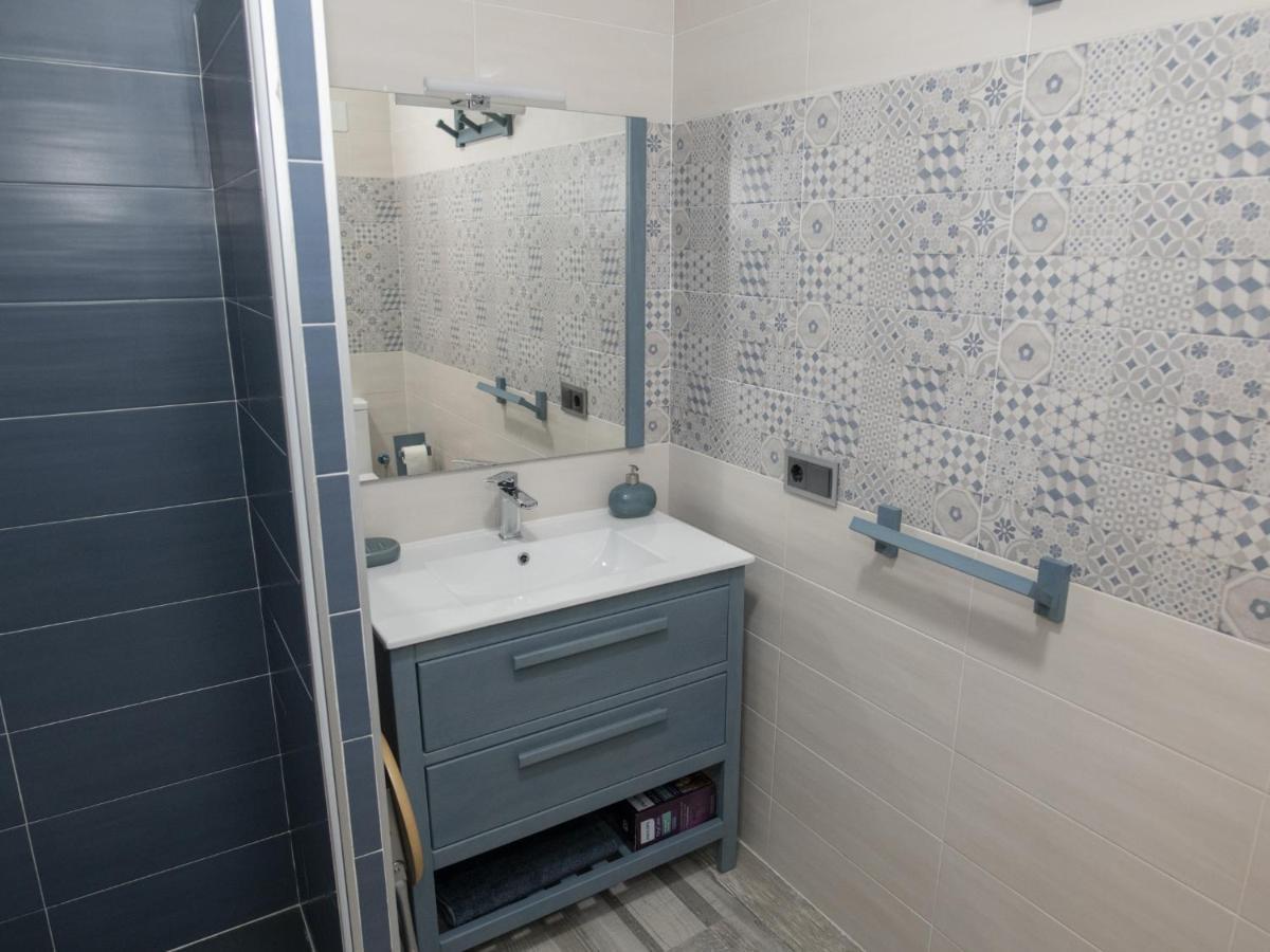 Elegante Apartamento Para 5 En El Centro De Caceres Con Wifi 외부 사진