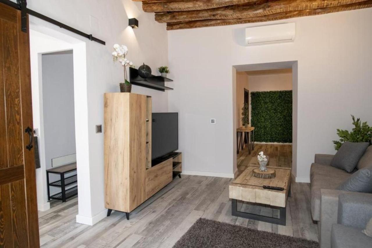 Elegante Apartamento Para 5 En El Centro De Caceres Con Wifi 외부 사진